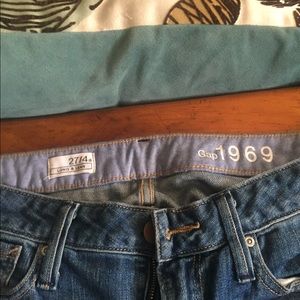 Gap 1969 long n lean jeans